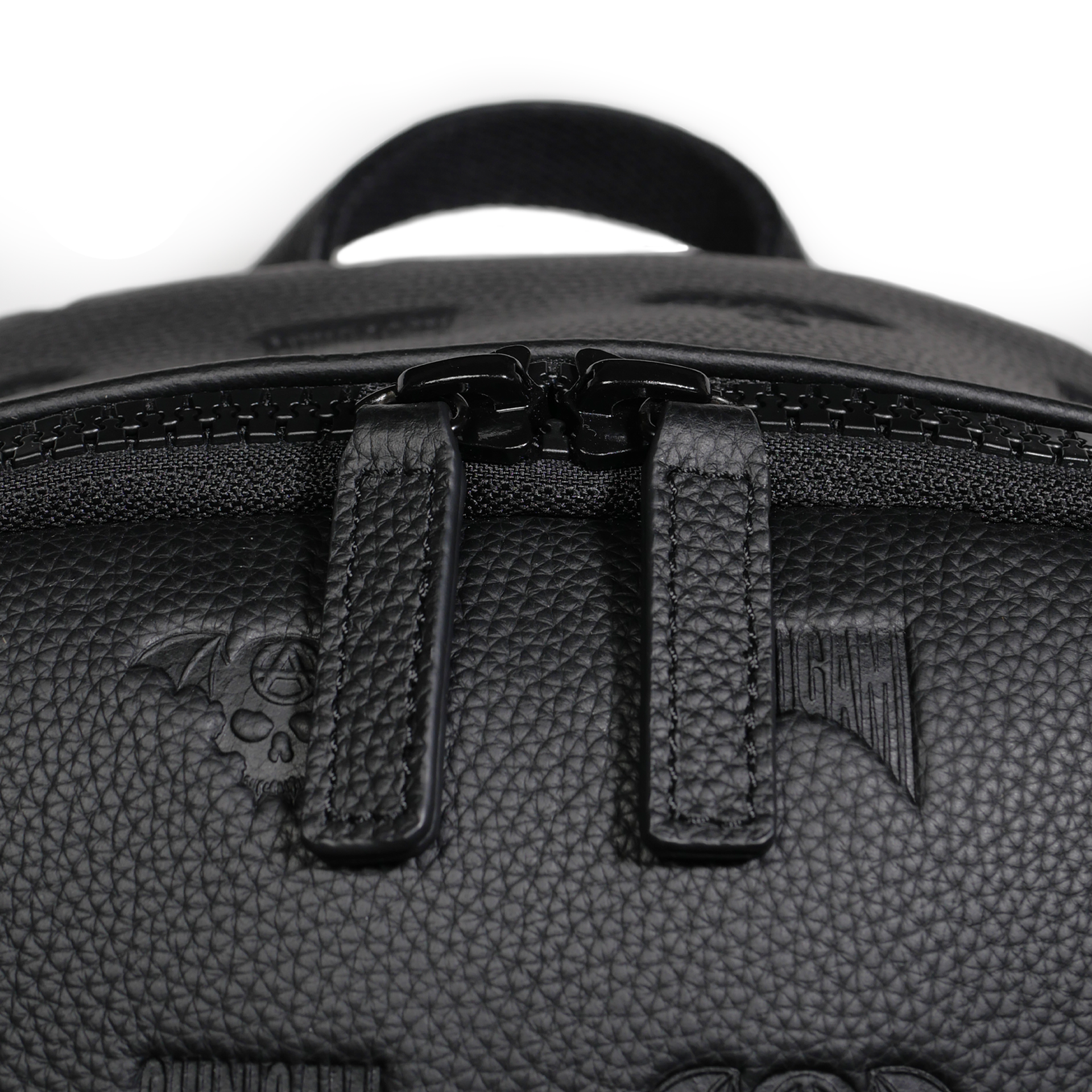 Shinigami Couture leather backpack YKK metal zippers detail